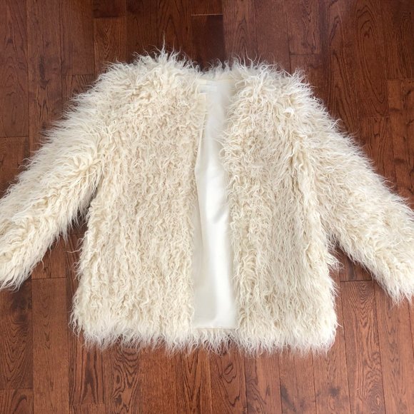 H&M White Faux Fur Coat - Picture 2 of 4